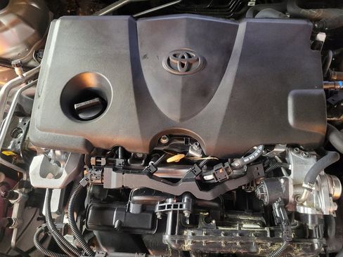 Used 2022 Toyota Camry LE image 30