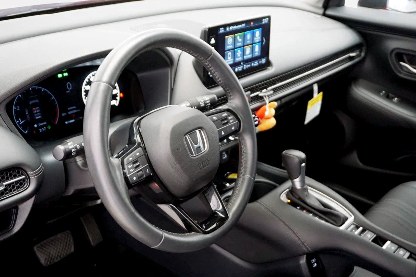 Used 2024 Honda HR-V EX-L image 11