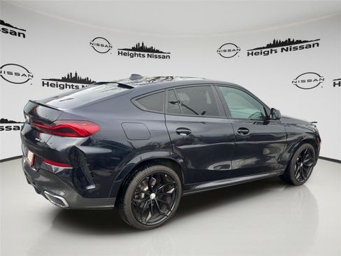 Used 2021 BMW X6 xDrive40i w/ M Sport Package image 7