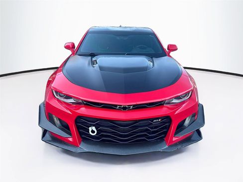 Used 2019 Chevrolet Camaro ZL1 w/ LPO, ZL1 Protection Package image 2