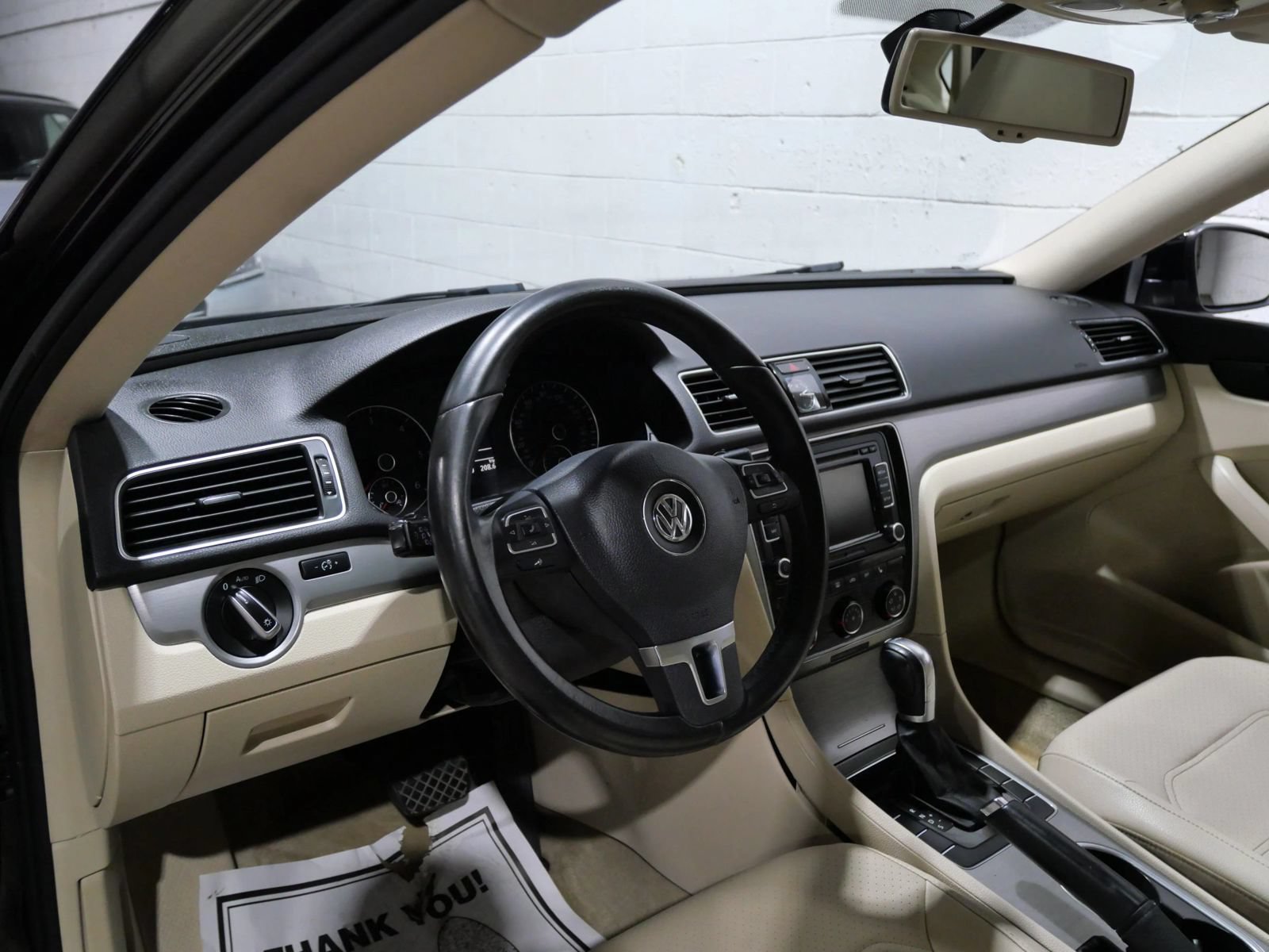 Used 2014 Volkswagen Passat TDI SE FWD image 8