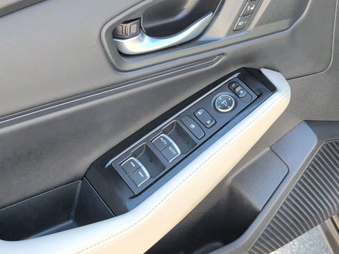 Used 2023 Honda Accord Touring image 22