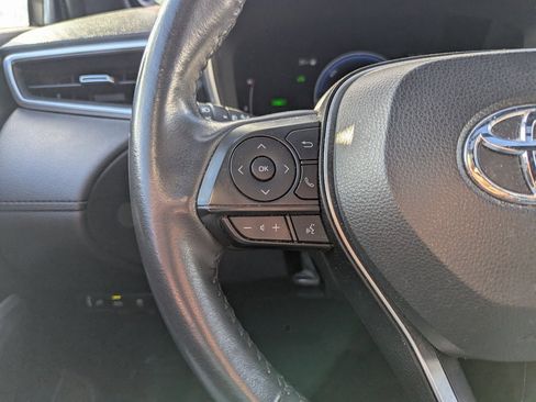 Used 2023 Toyota Corolla Cross XSE image 26