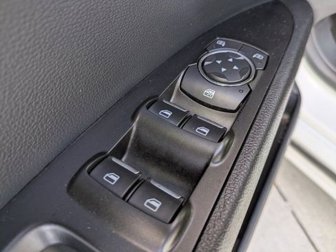 Certified 2018 Ford Fusion Energi SE image 21