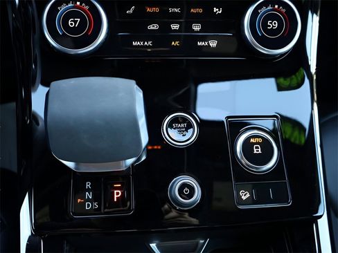 Used 2023 Land Rover Range Rover Sport SE Dynamic image 29