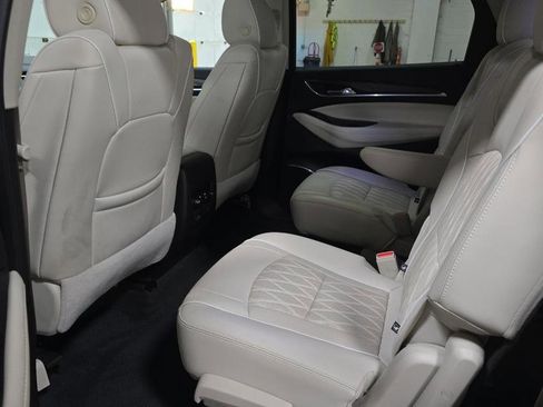 Used 2023 Buick Enclave Avenir w/ Avenir Technology Package image 9