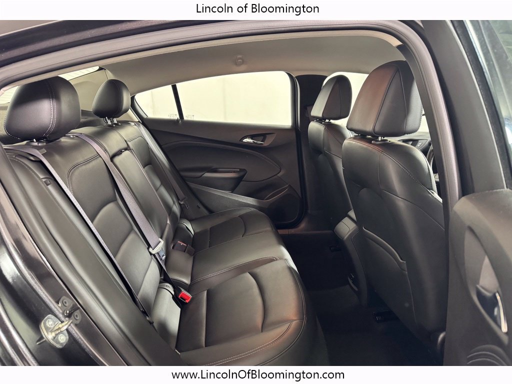 Used 2017 Chevrolet Cruze Premier FWD image 11