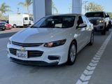 Used 2018 Chevrolet Malibu Hybrid w/ Leather Package image 3