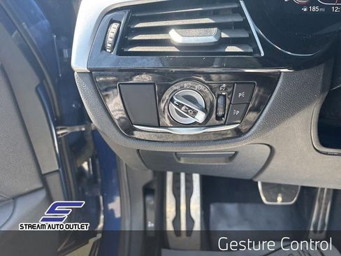 Used 2022 BMW 530i xDrive 530i xDrive w/ M Sport Package image 27