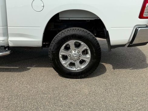 Used 2024 RAM 2500 Big Horn AWD/4WD image 13