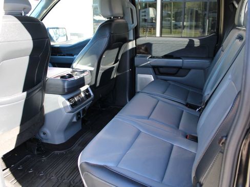 Used 2021 Ford F150 Lariat w/ Equipment Group 502A High image 10