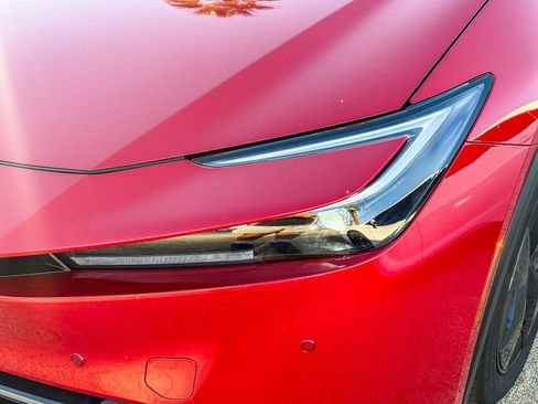 New 2026 Toyota Prius Plug-In Hybrid image 9