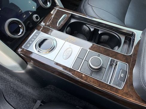 Used 2022 Land Rover Range Rover Westminster Edition image 5