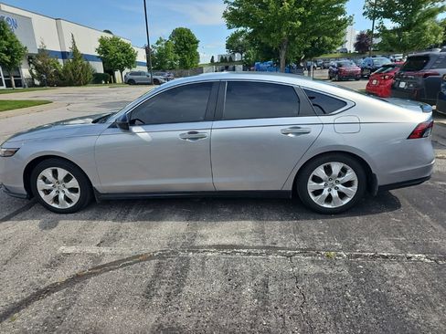 Used 2024 Honda Accord Sport image 6