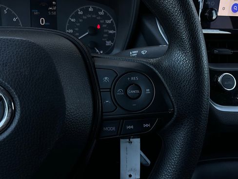 Used 2024 Toyota Corolla LE image 28