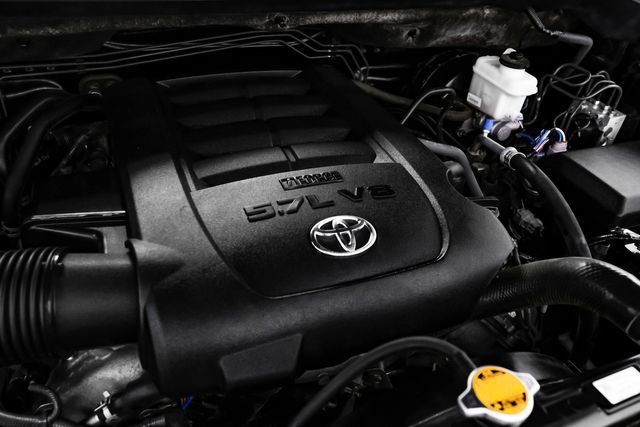 Used 2017 Toyota Tundra SR5 w/ TRD Off Road Package AWD/4WD image 54