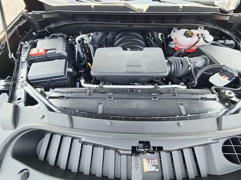 New 2026 Chevrolet Suburban LT w/ Comfort Package AWD/4WD image 20