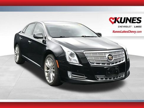 Used 2013 Cadillac XTS Platinum FWD image 1