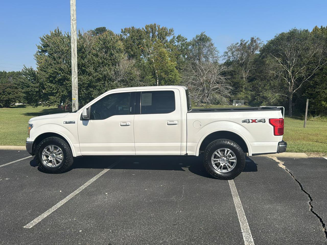 Used 2020 Ford F150 Lariat w/ Equipment Group 501A Mid AWD/4WD image 10