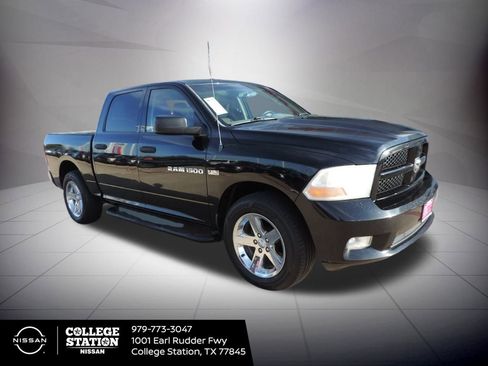 Used 2012 RAM 1500 Express w/ ST Popular Equipment Group image 3