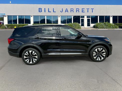 New 2026 Ford Explorer Platinum w/ LUX Leather Package AWD/4WD image 3