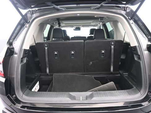 Certified 2023 Honda Pilot Touring image 23