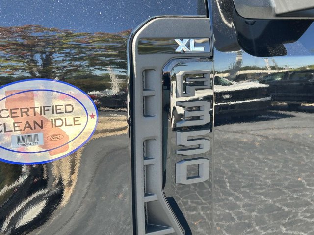 New 2027 Ford F350 XL w/ XL Chrome Package AWD/4WD image 9