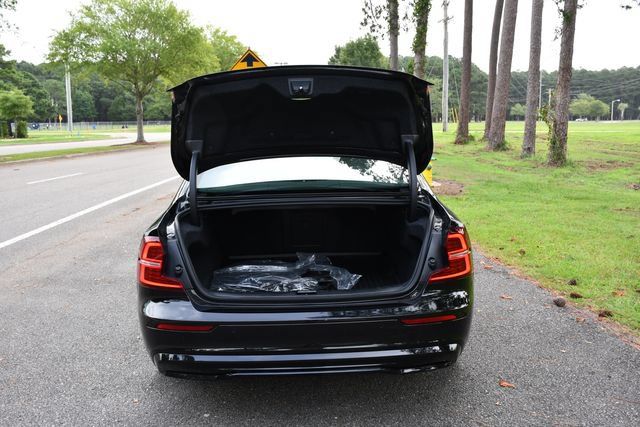 Used 2024 Volvo S60 B5 Plus w/ Climate Package AWD/4WD image 18