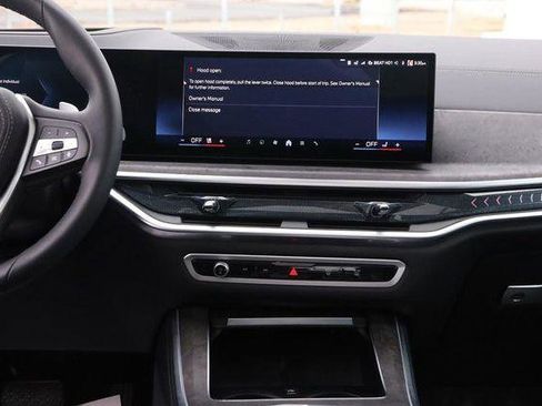 Used 2025 BMW X5 xDrive40i w/ Climate Comfort Package image 23