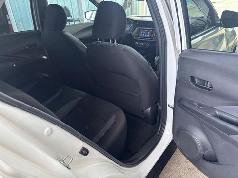 Used 2019 Nissan Kicks S FWD image 12