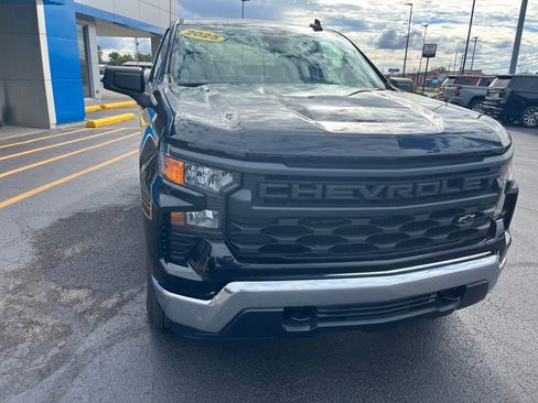 Used 2025 Chevrolet Silverado 1500 W/T w/ WT Convenience Package image 8