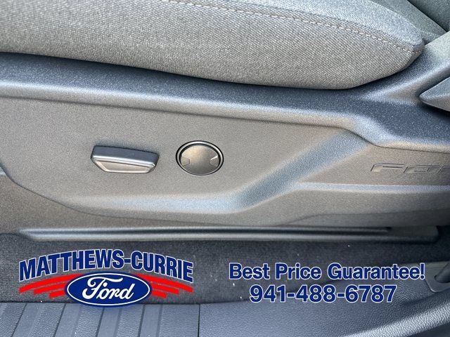 New 2026 Ford F250 XLT w/ FX4 Off-Road Package AWD/4WD image 10