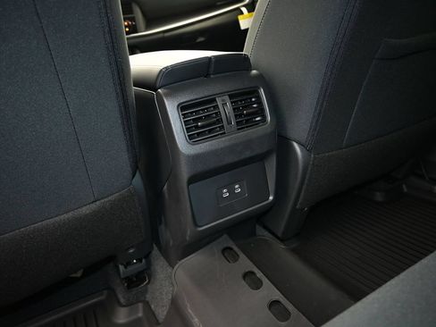 Certified 2026 Nissan Rogue SV w/ Cold Weather Package FWD image 18