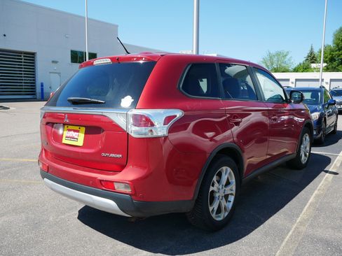 Used 2015 Mitsubishi Outlander SE FWD image 5