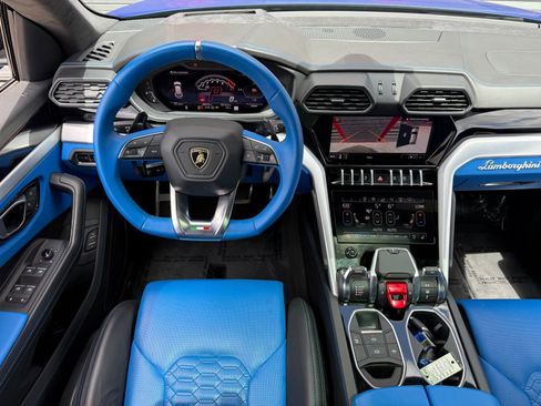 Used 2020 Lamborghini Urus AWD/4WD image 29