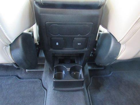 Used 2023 Ford Explorer XLT w/ Equipment Group 202A AWD/4WD image 29