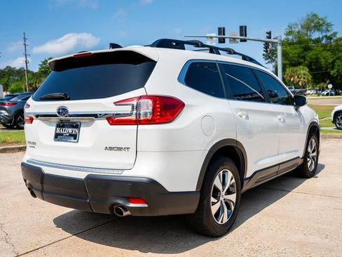 Certified 2024 Subaru Ascent Premium w/ Convenience Package AWD/4WD image 18