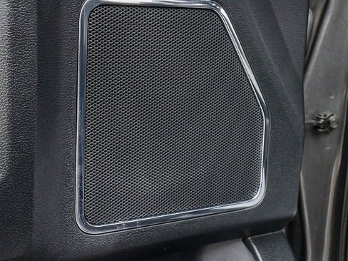 Used 2020 Ford F150 Lariat w/ Equipment Group 502A Luxury AWD/4WD image 36