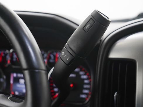 Used 2016 GMC Sierra 1500 SLE w/ SLE Value Package AWD/4WD image 19