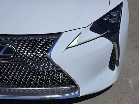 Used 2018 Lexus LC 500 Coupe image 12