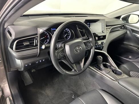 Used 2024 Toyota Camry SE image 13
