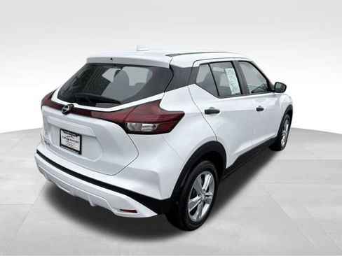 Used 2024 Nissan Kicks S image 5
