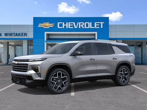New 2026 Chevrolet Traverse High Country FWD image 2