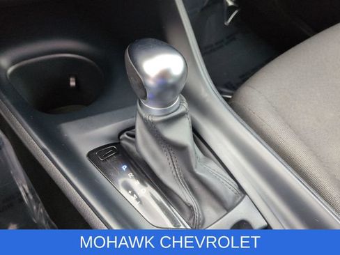 Used 2021 Toyota C-HR LE FWD image 17