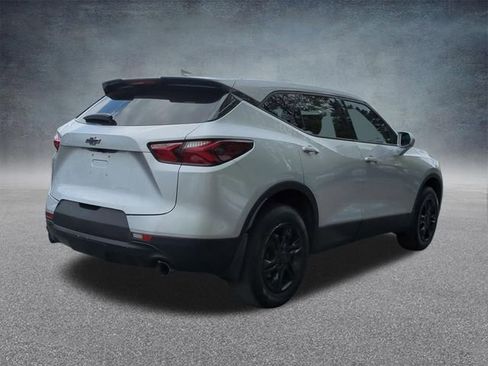 Used 2019 Chevrolet Blazer LT FWD image 9
