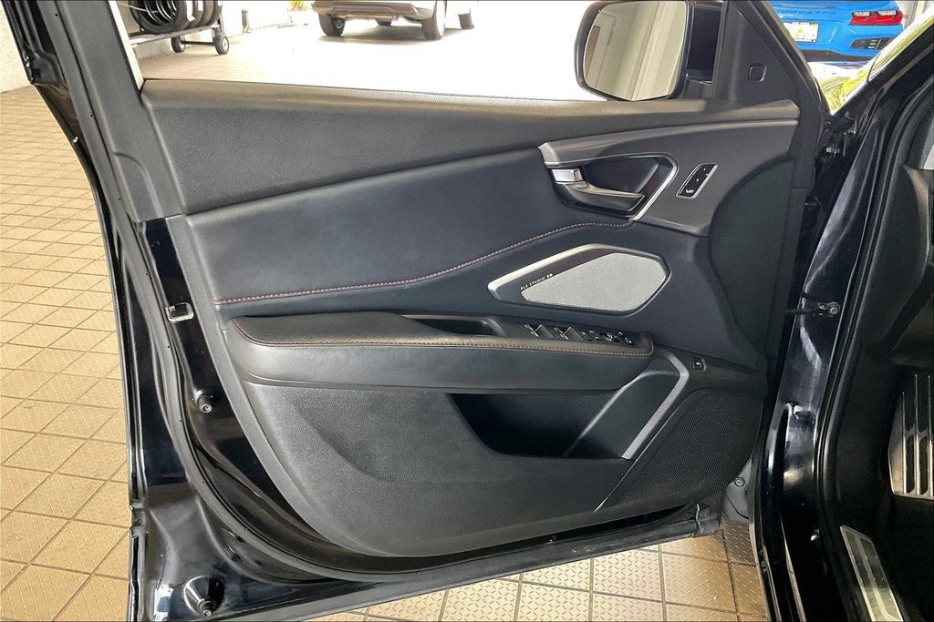 Used 2020 Acura RDX w/ Advance Package AWD/4WD image 2