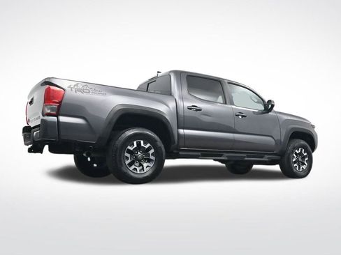 Used 2017 Toyota Tacoma TRD Off-Road image 33
