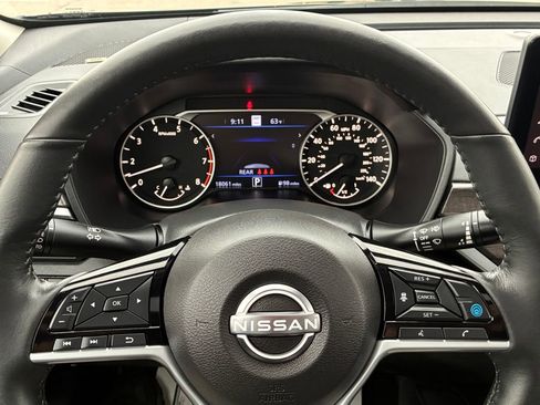 Used 2025 Nissan Altima 2.5 SL image 17