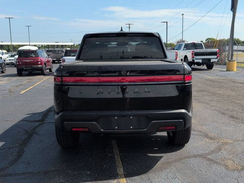 Used 2025 Rivian R1T Adventure Dual AWD/4WD image 8