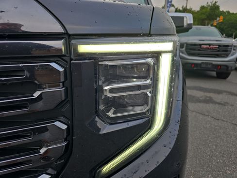 Used 2023 GMC Sierra 1500 Denali Ultimate AWD/4WD image 10